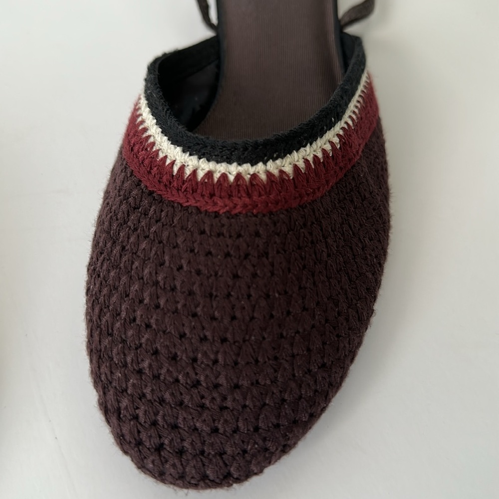 Zara Women's Burgundy and White Braided Flats - Picture 15 of 17